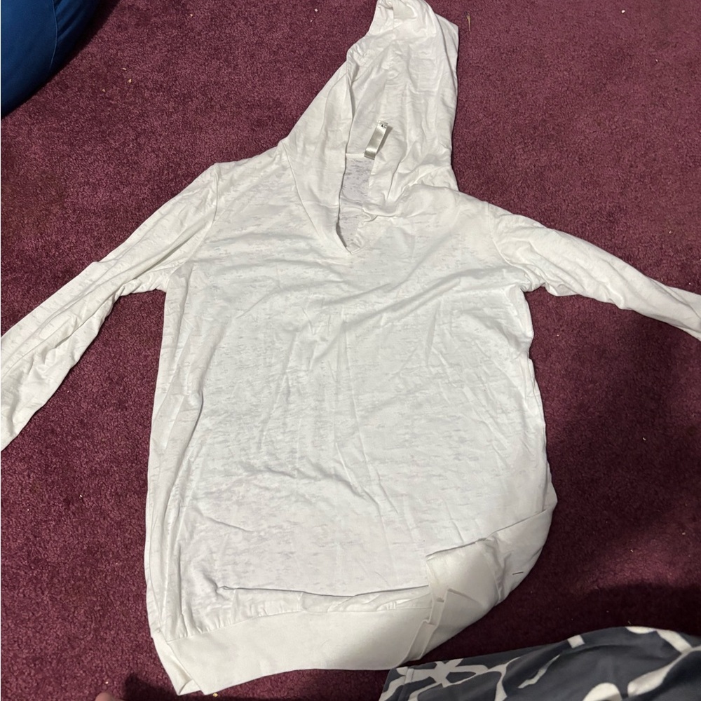 Size XL women’s Next Level Apparel Women's White V-Neck Sweater